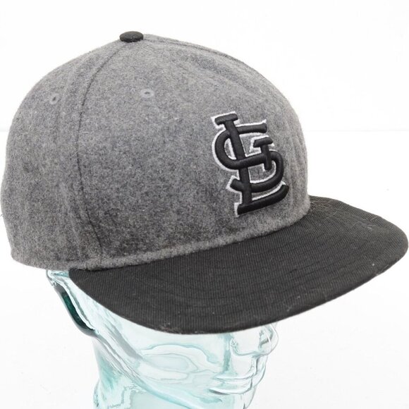 St. Louis Cardinals New Era 9Fifty Gray Snapback 7 3/8 Baseball Cap Hat - Picture 1 of 7